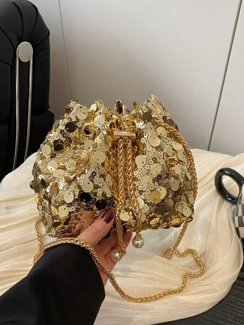 Gold Glamorous Women's Sequin Faux Pearl Decor Bucket Shoulder Crossbody  Bag
